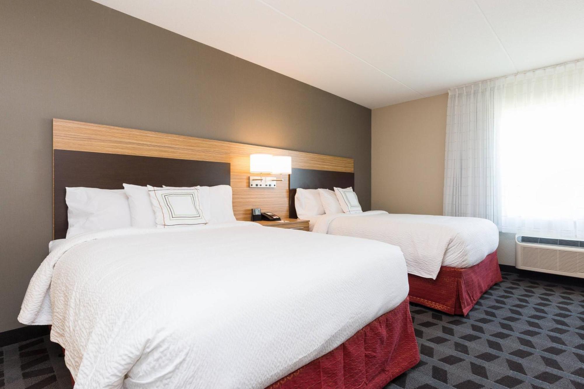 Towneplace Suites By Marriott Edmonton South Extérieur photo