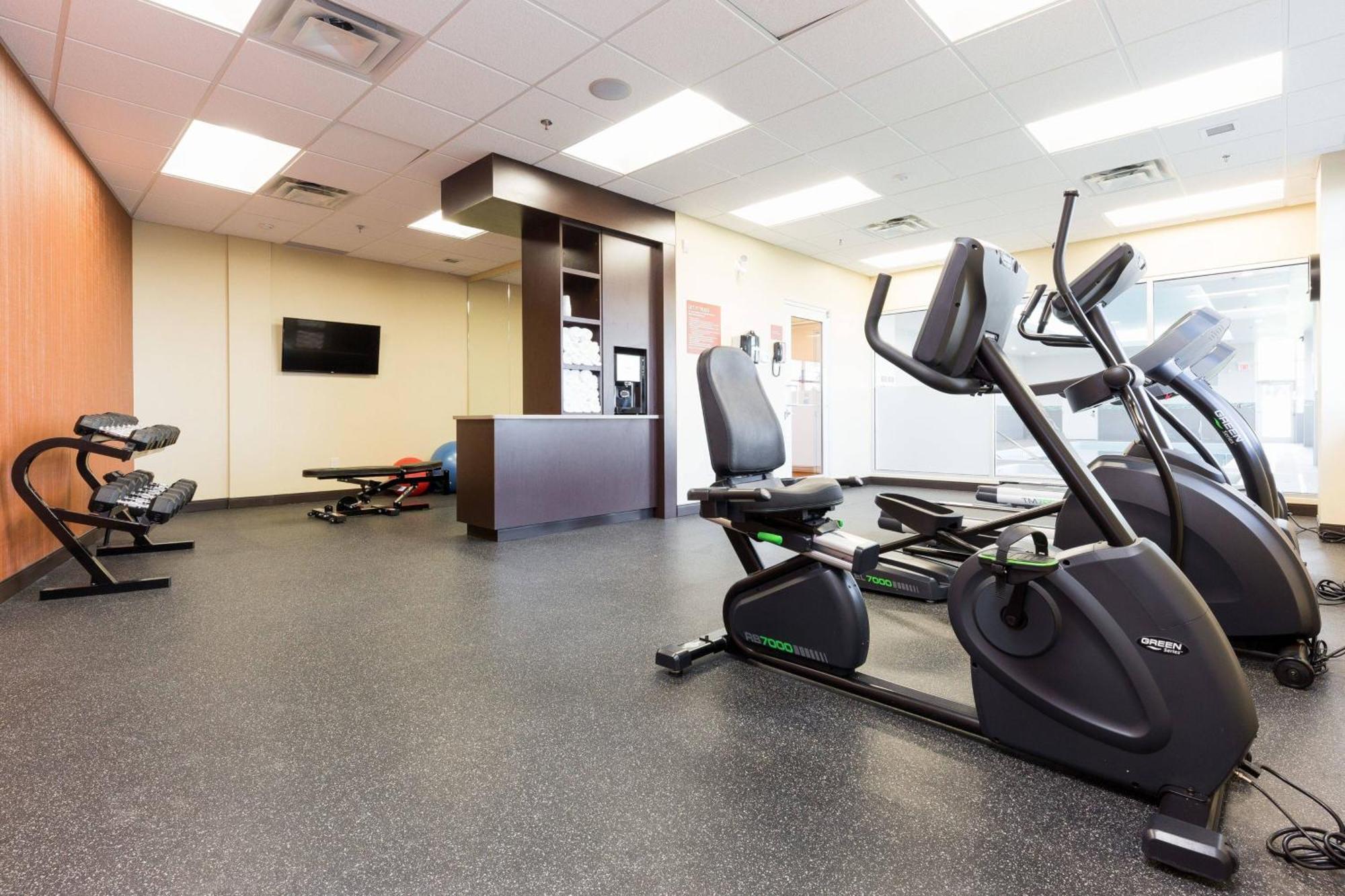 Towneplace Suites By Marriott Edmonton South Extérieur photo
