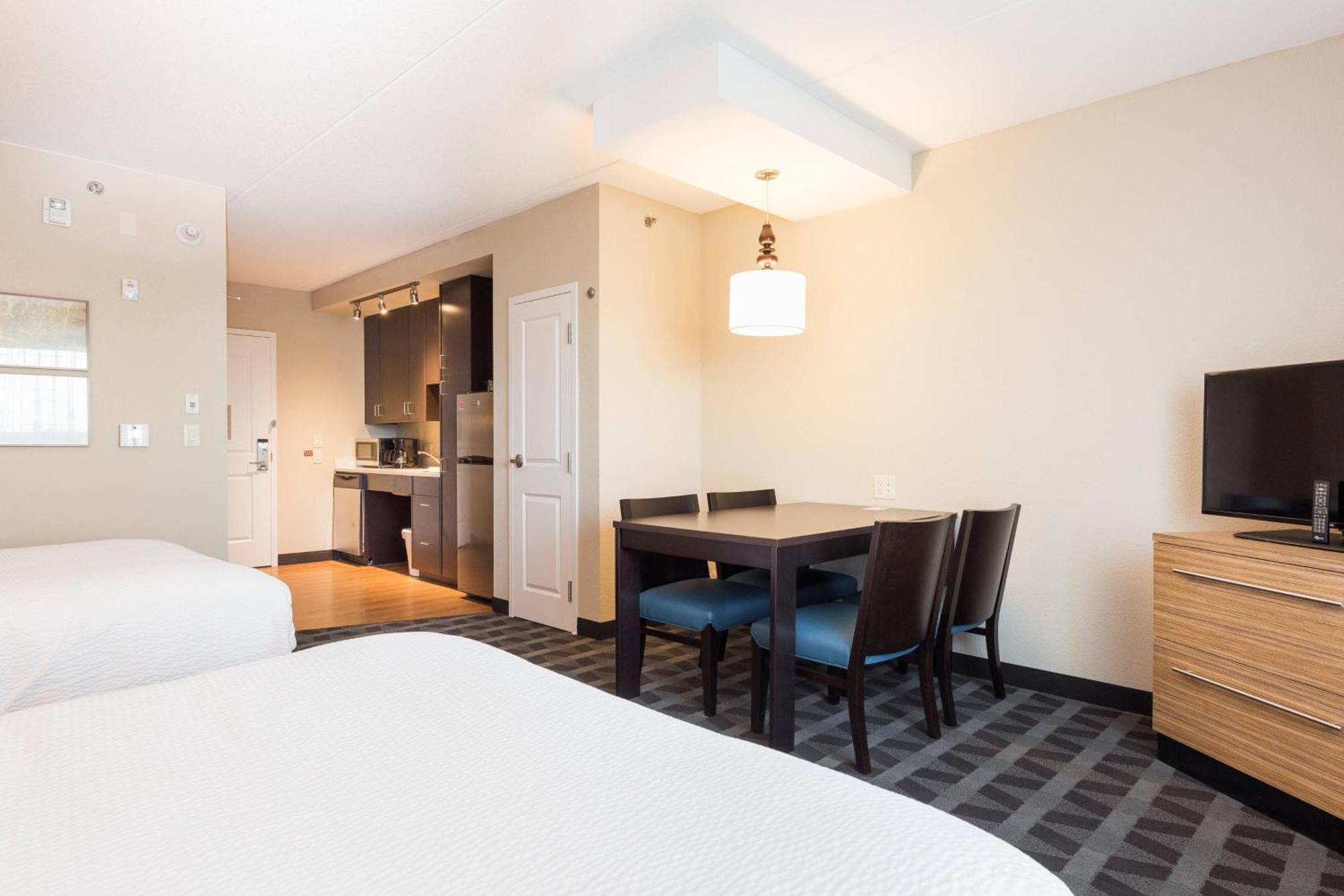 Towneplace Suites By Marriott Edmonton South Extérieur photo