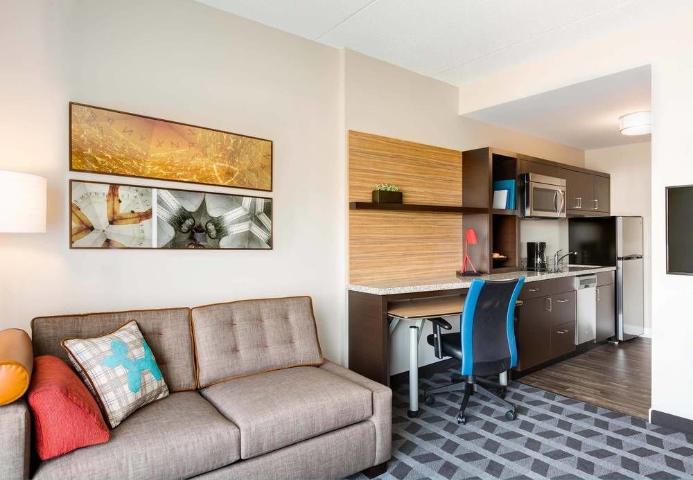 Towneplace Suites By Marriott Edmonton South Extérieur photo