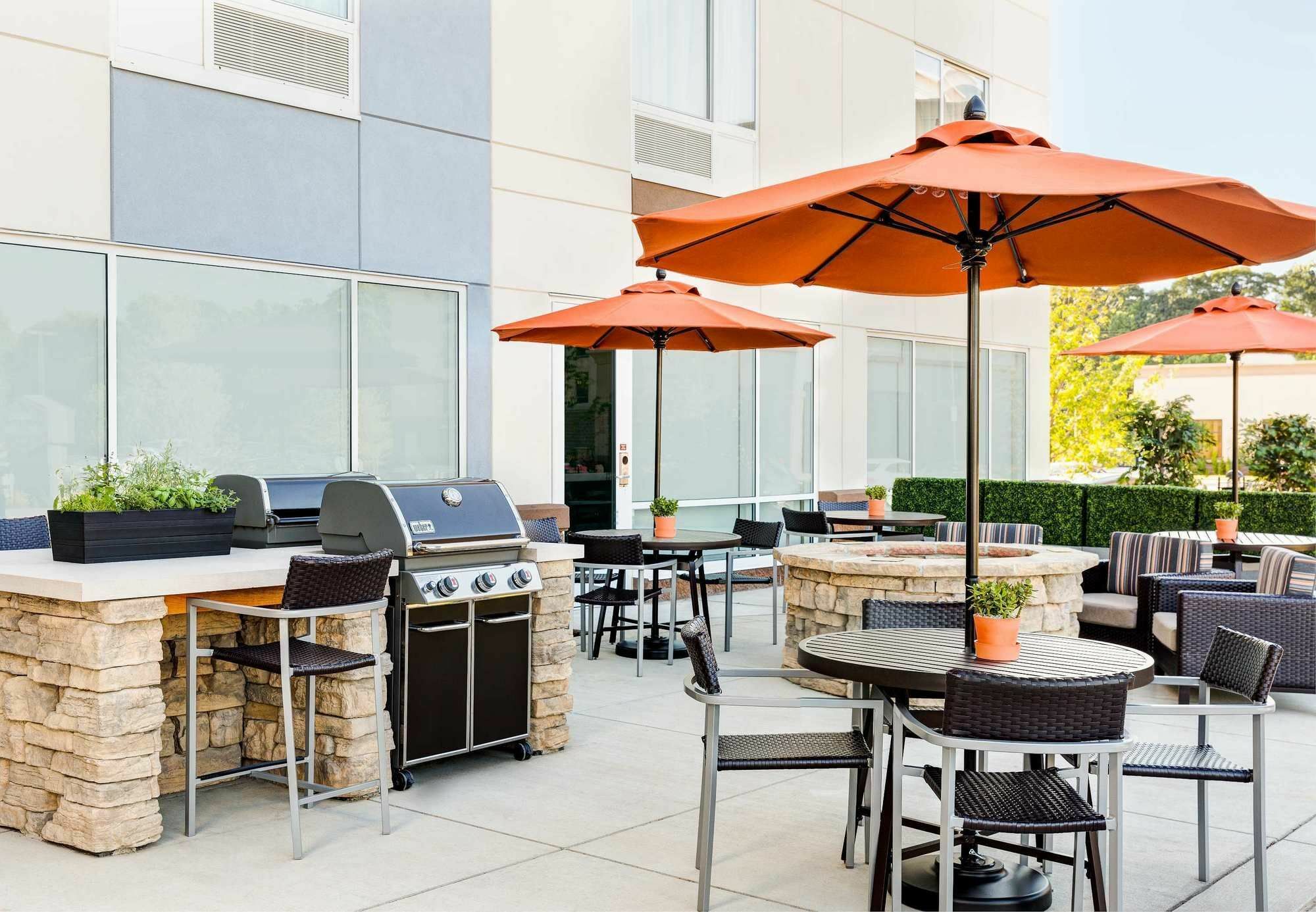 Towneplace Suites By Marriott Edmonton South Extérieur photo