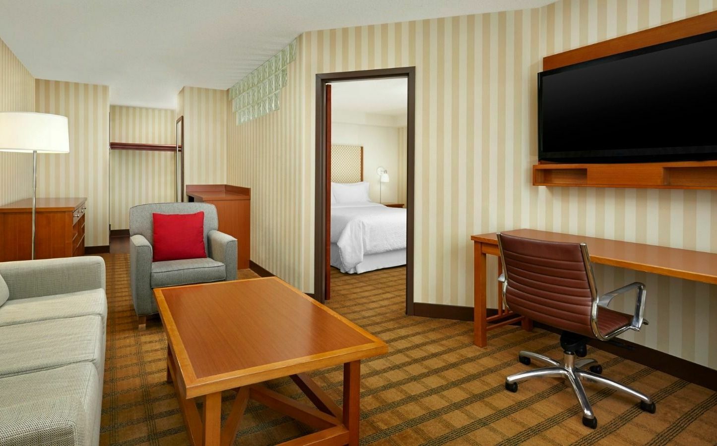 Towneplace Suites By Marriott Edmonton South Extérieur photo